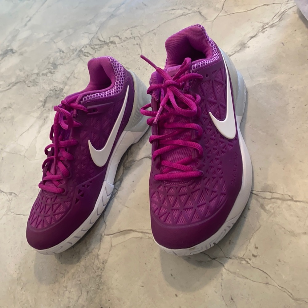 Purple Nike Zoom tennis shoes